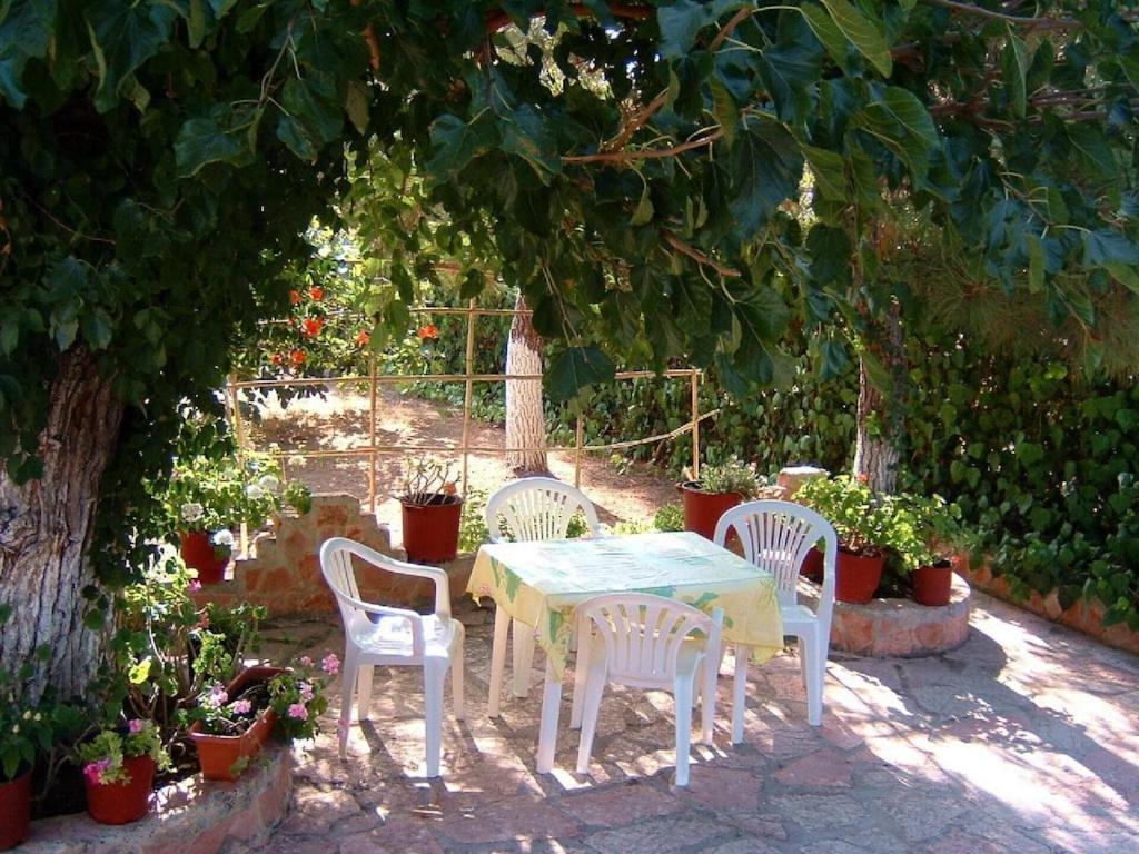 Ionio Apartments Лефкими Экстерьер фото